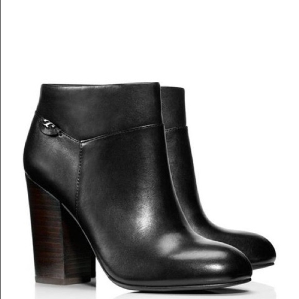 Tory Burch Fulton Bootie sz 7.5